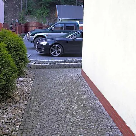 Larysa Centro Alloggio in famiglia *