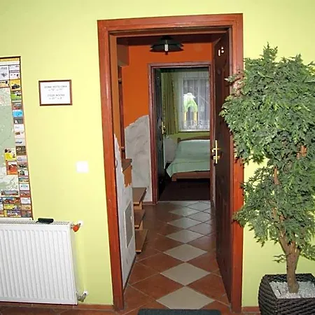 Larysa Centro Alloggio in famiglia *
